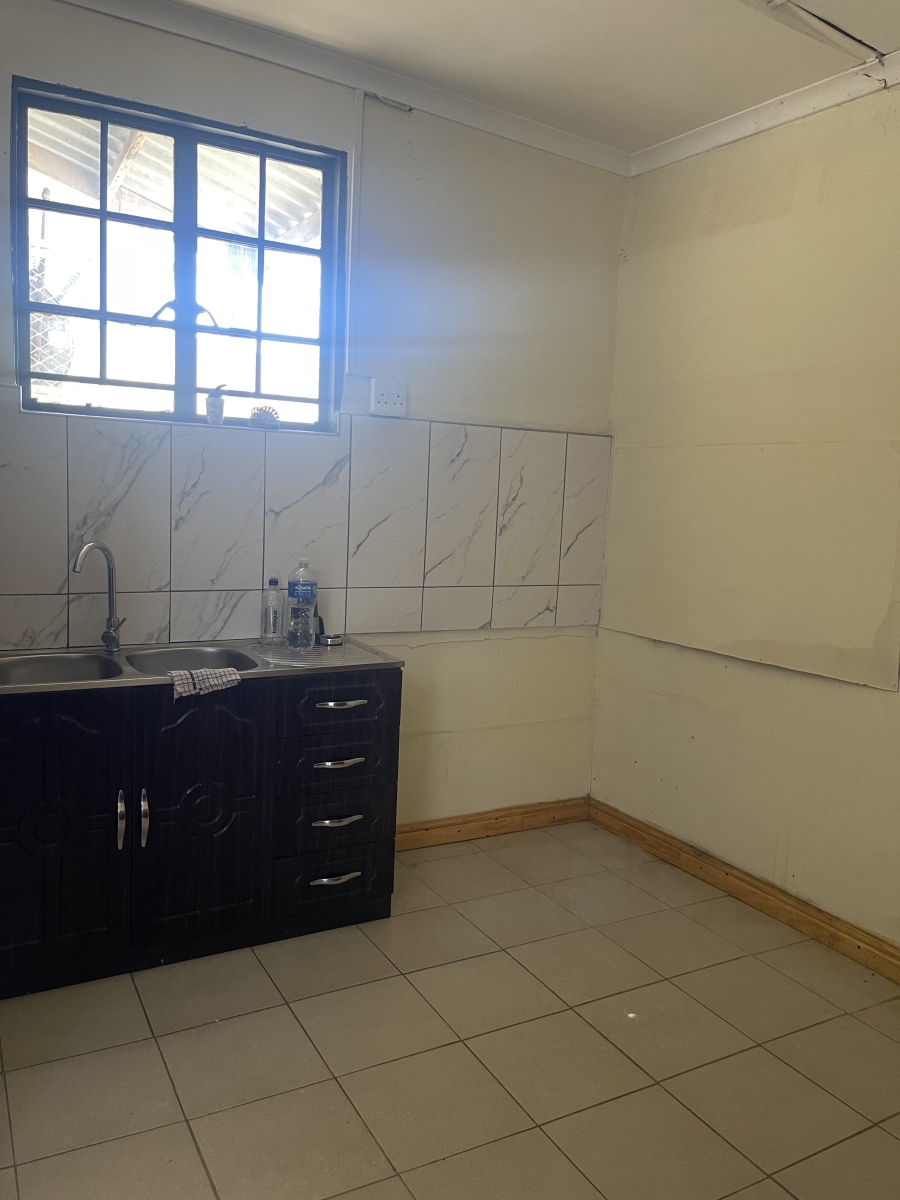 2 Bedroom Property for Sale in Parkside Eastern Cape